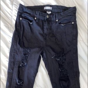 Black distressed GOOD LEGS GA